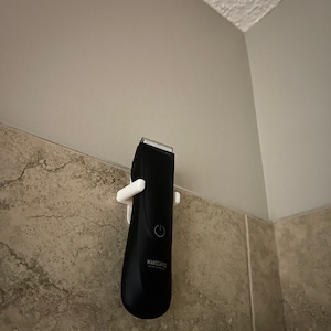 Manscaped Lawn Mower Wall Mount (Command Strip)