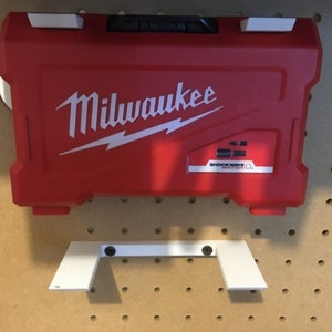 Milwaukee Case Hanger