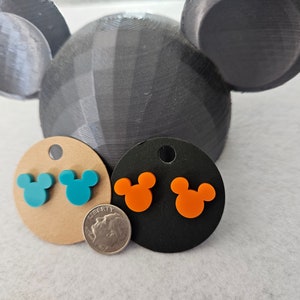 Small (0.5 Inches) Cartoon Mouse Stud Earrings