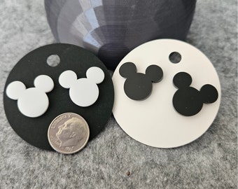 Large (0.7 Inches) Cartoon Mouse Stud Earrings