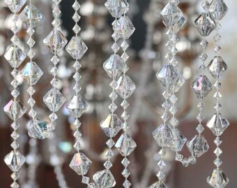 Crystal Clear Acrylic Hanging Beads – 3 Little Birds Event Planning