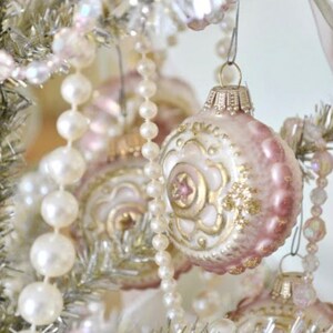 DECHOUS String Fake Pearls Pearl Garland for Christmas Tree Dress Making  Accessories Pearl Beads for Crafts Jewelry Making Supplies Bead Garland DIY