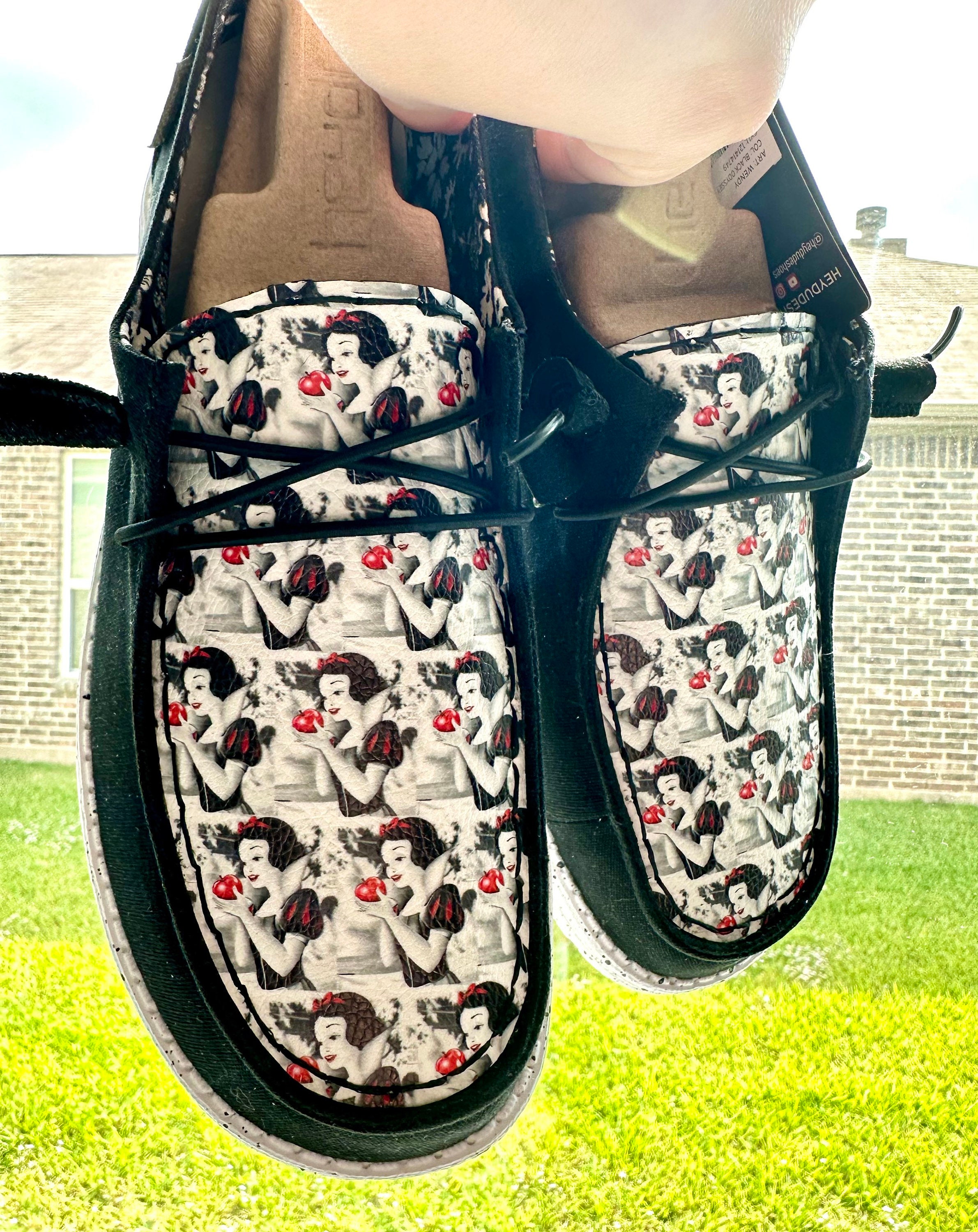 sparkling white hey dudes