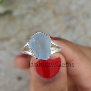 Raw Aquamarine Ring, Sterling Silver Ring, Healing Crystal Ring, Uncut Gemstone Ring, Crystal Raw Stone Ring,Aquamarine Ring,Rings for Women