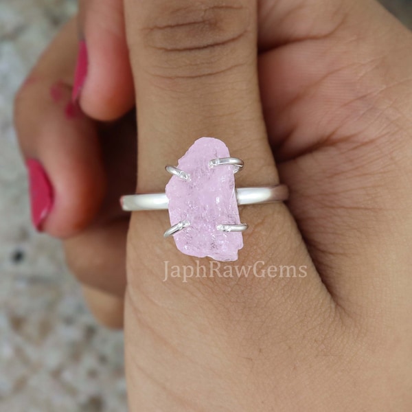 Raw Morganite Ring, 925 Silver Ring, Uncut stone Ring,Crystal Raw Stone Ring,Morganite Ring , Healing Crystal Ring, Christmas Gift