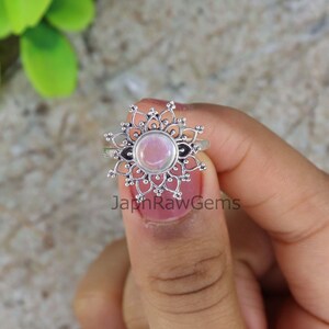 Natürlicher Regenbogen Mondstein Ring, 925 Sterling Silber Ring, Ring für Frauen, Bio Ring, handgemachter Ring, Handwerker Ring