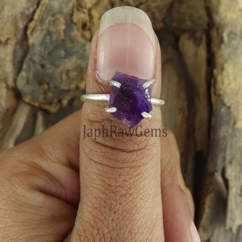 Raw Amethyst Ring, Amethyst Ring, Sterling Silver Ring, Uncut Gemstone Ring, Crystal Stone , Healing Crystal Raw Stone Ring, Gift for Her image 2