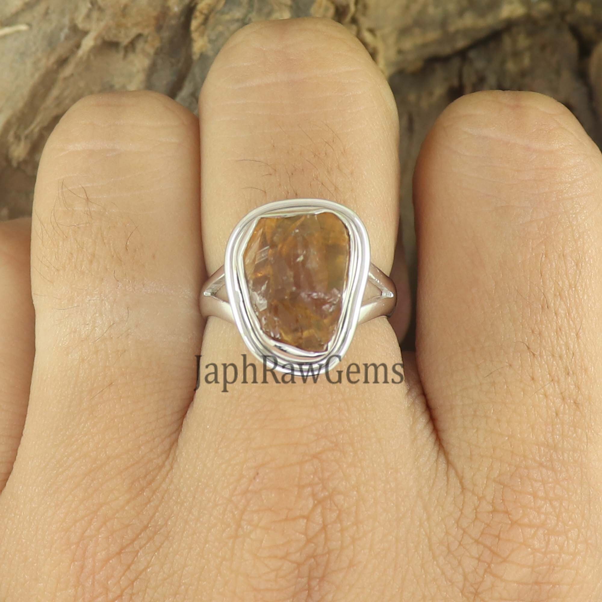 Mega stone ring España