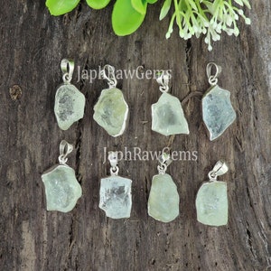 Natural Raw Aquamarine Necklace, 925 Silver Pendant, Raw Aquamarine Pendant, Raw Stone Charm, Healing Crystal Aqua Necklace, Women Pendant