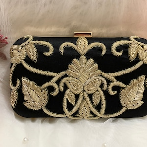 Handmade Zardozi embroidery clutch bag/wedding Party clutch bags/Perfect for any occasion.