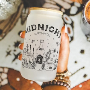 Midnight Drinks Iced Coffee Cup: Frosted Glass with Bamboo Lid