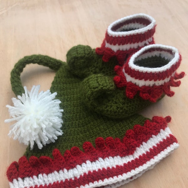 Hand Knitted Christmas Elf Slipper & Hat