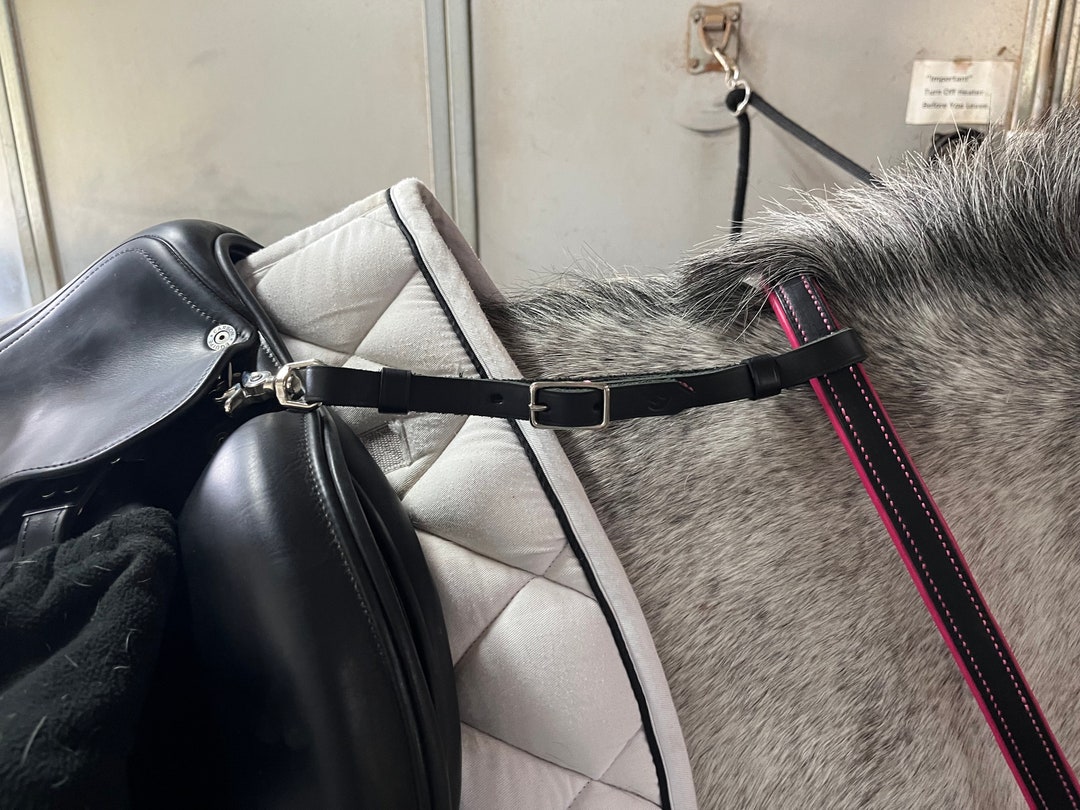Horse Neck Strap Attachment Leather Saddle Attachment Choose Your Color Etsy
