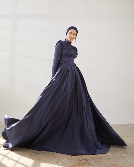 green emerald velvet dress Parla Islamic Evening Dress Brown / 48 main image 1