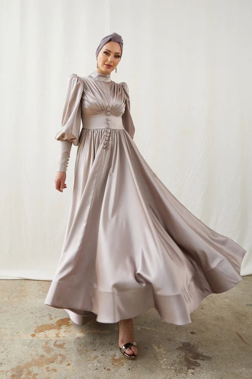 fashion abaya dress Modern Muslim Woman's Elegant Hooded Abaya with Rhinestones