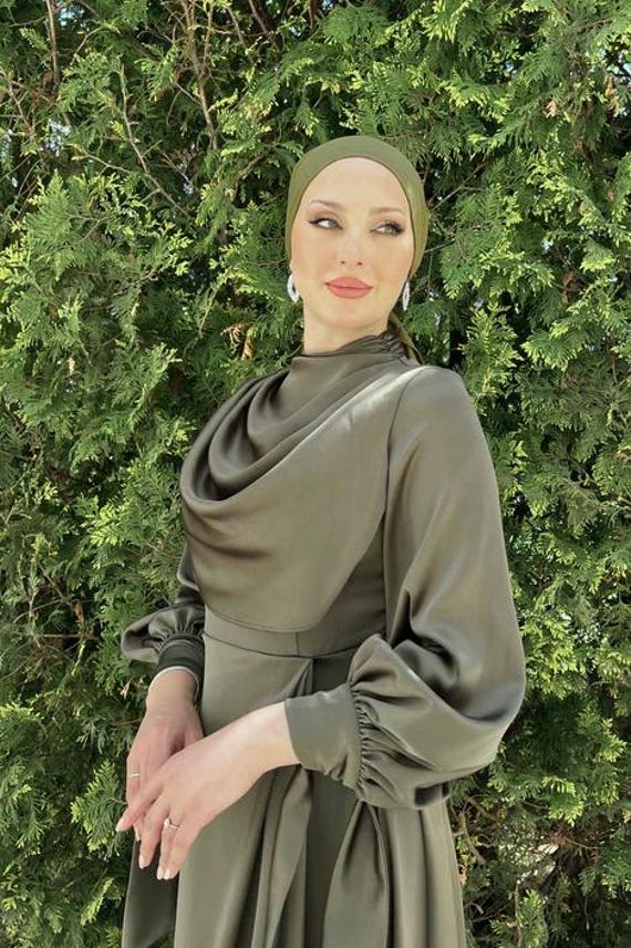 green emerald velvet dress Amazon.com: Khalat Women's Army Green Maxi Abaya Dress with Hijab Scarf,  Lace Sleeve, Flowy, One Size, Solid, Daily, Versatile, All Seasons :  Clothing, Shoes & Jewelry main image 1