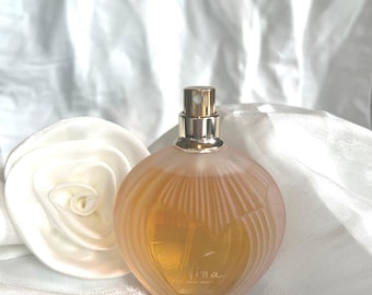 Nina by Nina Ricci 50 ml Eau De Toilette Vintage Lalique glass bottle