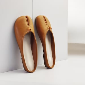 Women&#39;s retro Tabi ballet flats, closed-toe half-slippers, French folding shoes, split-toe shoes, Mary Jane shoes