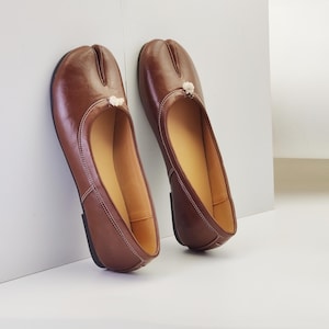 Women&#39;s Vintage Tabi Ballet Flats, Distressed Ballet Flats, Pig Nose Square Toe Shoes, French Folding Shoes, Split Toe Shoes, Mary Janes