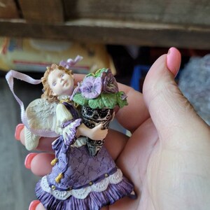 1996 pansy angel new collectors series hallmark keepsake ornament#433