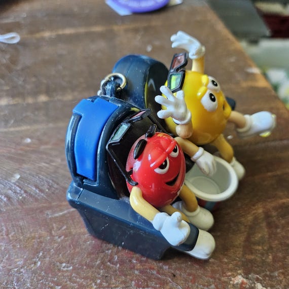 ONEPACT ペンミ Candy Pactory グッズ PEZ Limited Edition Bee Candy Dispenser - 1 Blister Pack