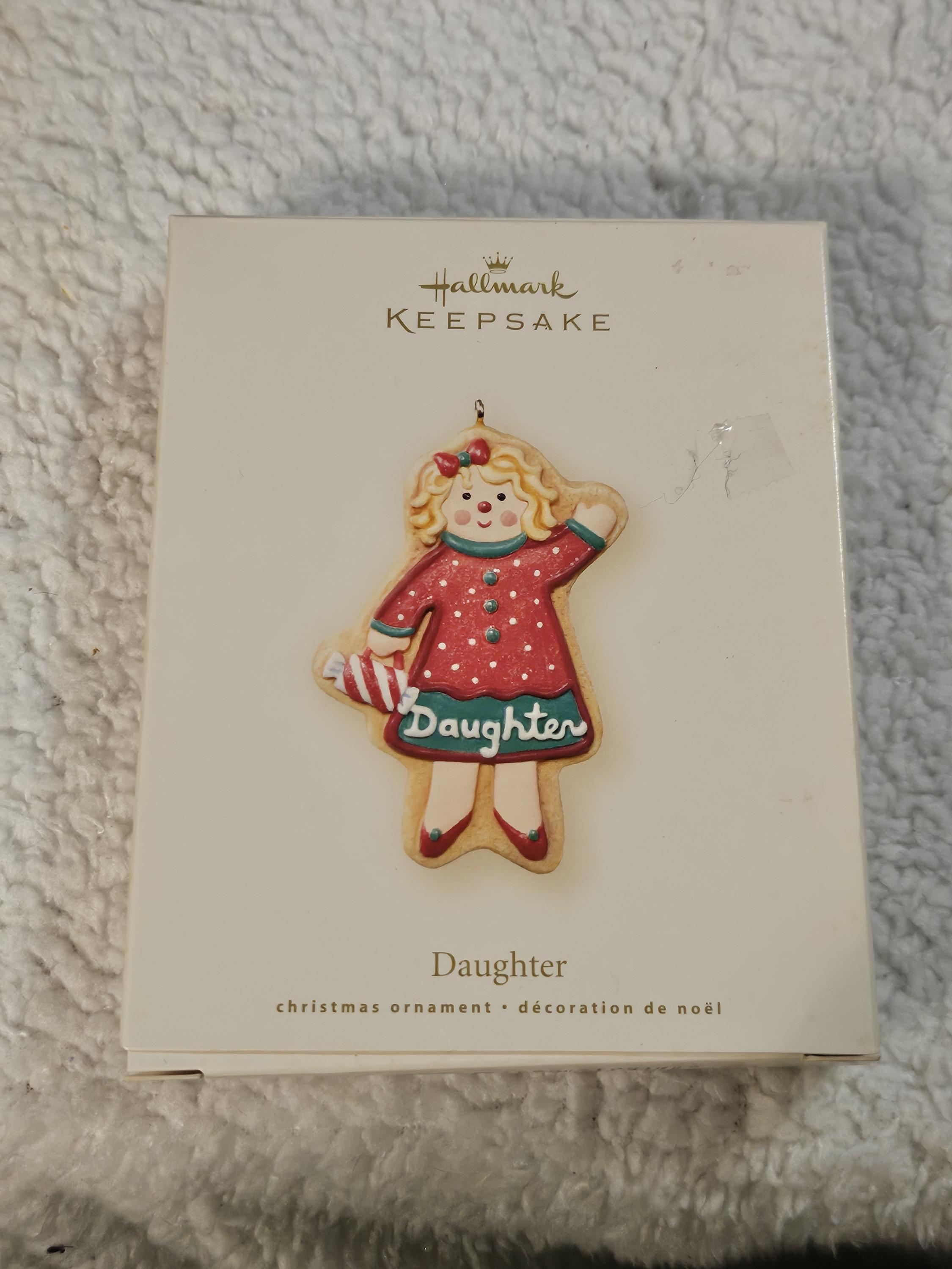 Ornement souvenir poinçon petite-fille ours fabriqué à la