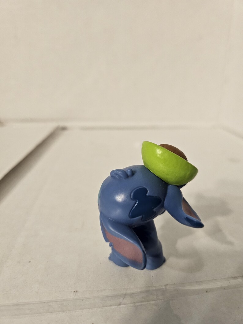 Disney Doorables Lilo & STITCH Feed Me Avocado PVC Figure 2" #55 image 5