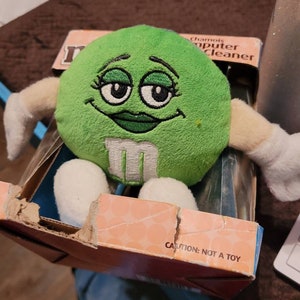2011 green mm computer screen cleaner doll #1666