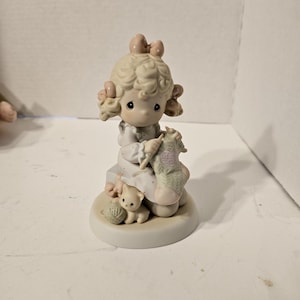 vintage 1998 precious moments my love will keep you warm figurine #1592