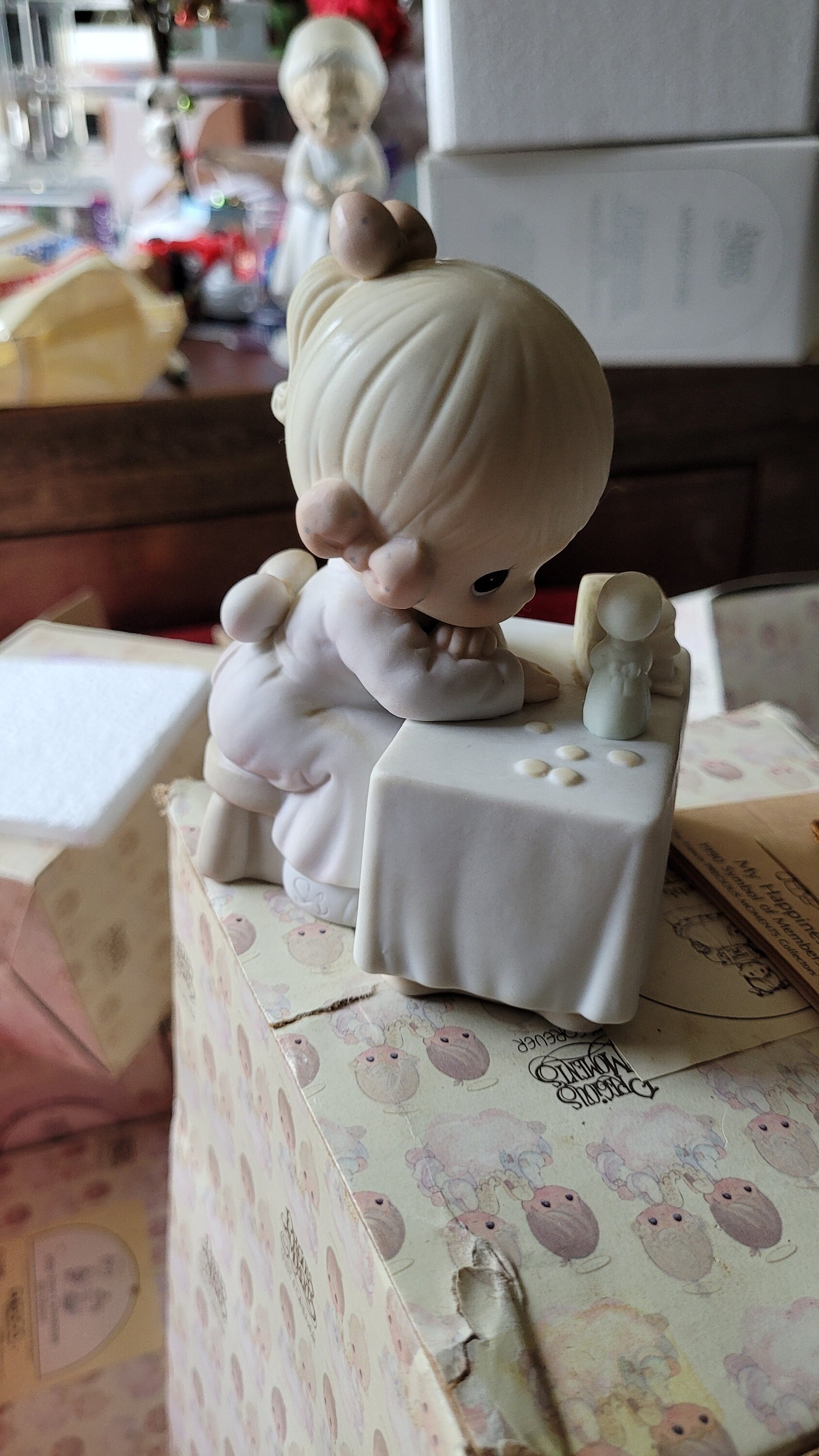 Antique Precious Moments Figurines 1989 My Happiness #1618 With