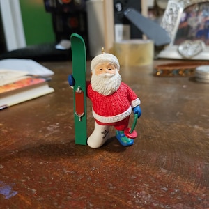 1993 hallmark keepsake ornament Christmas break santa #508