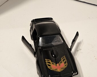 Hot Wheels Target 2017 Exclusive Red Edition '77 Pontiac