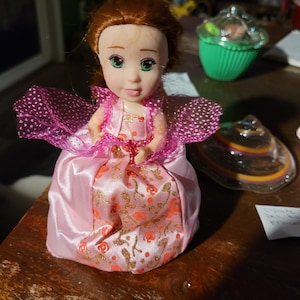 Suprise cupcake hashel doll princess#1459