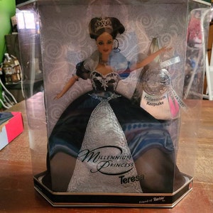 2000 millennium princess  Teresa  barbie doll in box#239