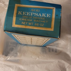 Antique keepsake bird of paradise cream sachet decanter #1287