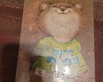 1981 hallmark party puzzle squirl #1213 bookshelf