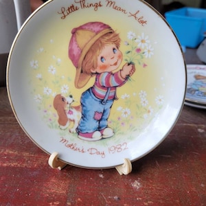 1982 little things mothers day plate avon cherished  moments 5&quot; plate#341