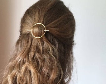 Minimalist gold hair accessories - brass hair clip - round barrette - hair pin - gold hair slide - geometric hair clip