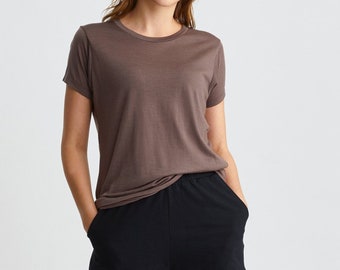 Women’s Short Sleeve T Shirt, Crewneck Traveler Merino Top, Organic Merino Wool Tee, Lounge Wear, Ladies Sustainable Clothing, Peppercorn