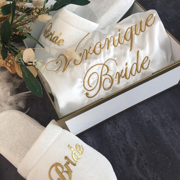 Set regalo personalizzato per sposa e damigella d'onore Abito da sposa ricamato Kimono