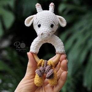 Giraffe Rattle – Amigurumi Crochet Pattern | Baby Toy | PDF Download