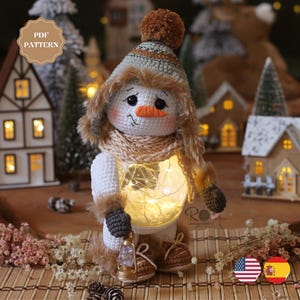 Virkmönster för amigurumi-snögubbe – DIY-julplyschlampa | PDF digital nedladdning – Semesterinredning
