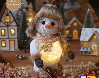 Snowman Amigurumi Crochet Pattern – Christmas DIY Plush Lamp | PDF Digital Download – Holiday Home Decor