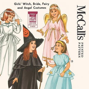 Può includere: Modello vintage McCall's per costumi da bambina. L'immagine mostra una sposa in bianco, una strega in nero, una fata in azzurro e un angelo in rosa. Il modello è per taglie 6-8 e costa 50 centesimi.
