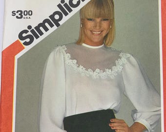 Patrón de costura para blusa Simplicity 6237: Talla 14, detalle de canesú, sin cortar