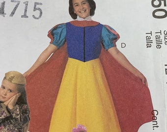 Princess Costumes Snow White Cinderella Beauty and the Beast Dorothy Wizard of Oz  Classic Disney Character Costumes