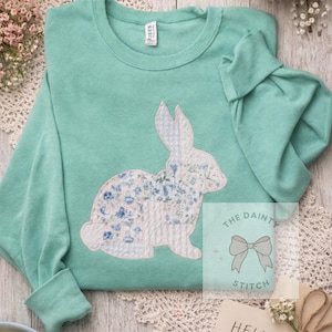 Easter Bunny Applique Sweatshirt, Floral Patchwork Bunny Shirt, Cottagecore Spring Crewneck, Christian Easter Outfit, Vintage Style Pullover