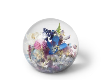 Handmade Wild flowers paperweight, 8 cm, round