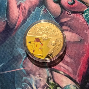 Moneda conmemorativa de oro Pokémon go Charizard Gx ex vmax mewtwo pikachu