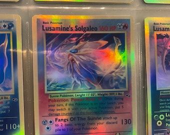 Tarjeta holográfica proxy hecha a mano del renacimiento de los Héroes del Gimnasio Solgaeo de Lusamine